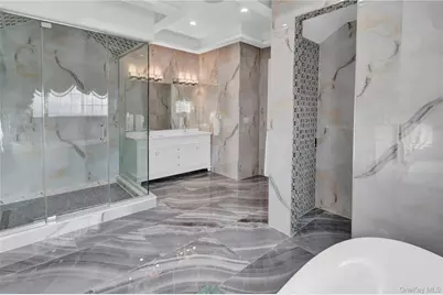 120 Majestic Drive, Dix Hills, NY 11746 - Photo 23