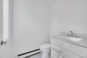 512 Starlight Dr, Shirley, NY 11967 - Photo 17