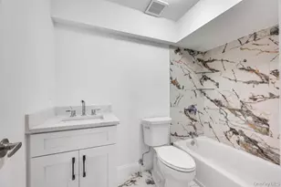 512 Starlight Dr, Shirley, NY 11967 - Photo 45