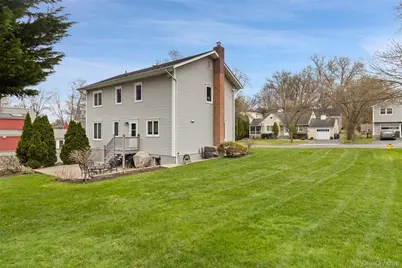 24 Jennings Road, White Plains, NY 10605 - Photo 35