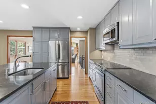 6 Tennis Court Rd, Mahopac, NY 10541 - Photo 21