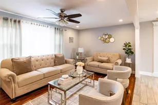 151 Cheltenham Rd, West Babylon, NY 11704 - Photo 15