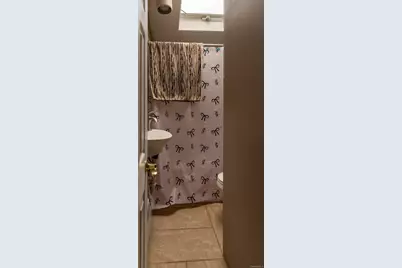 151 Cheltenham Road, West Babylon, NY 11704 - Photo 37