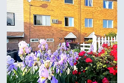 129-15 Sidway Place, Jamaica, NY 11434 - Photo 1