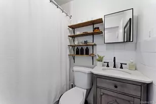 129-15 Sidway Pl, Jamaica, NY 11434 - Photo 11