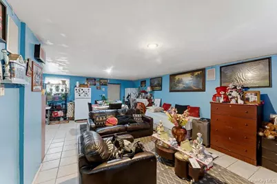 129-15 Sidway Place, Jamaica, NY 11434 - Photo 25