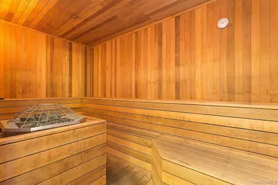 40-22 College Point Boulevard #6H, Flushing, NY 11354 - Photo 15