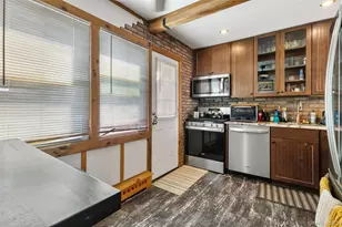 62 Finch Ln, Islip, NY 11751 - Photo 7