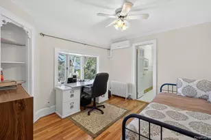 7 Grace Ct N, Great Neck, NY 11021 - Photo 27