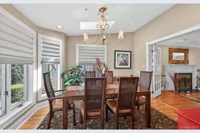 7 Grace Court N, Great Neck, NY 11021 - Photo 15