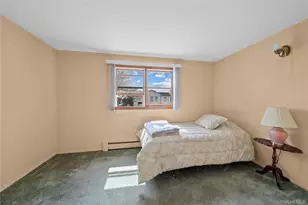 41 Winter Ln, Hicksville, NY 11801 - Photo 15