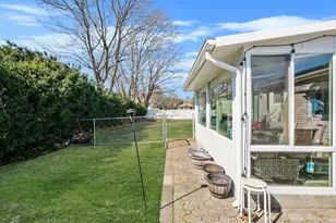 28 Shirley St, Bohemia, NY 11716 - Photo 5