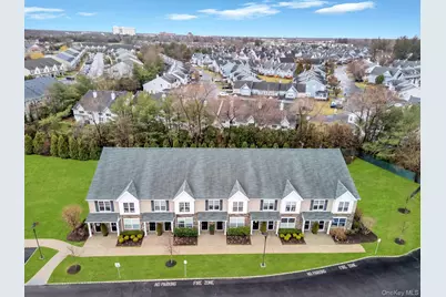 147 Ashley Court, Central Islip, NY 11722 - Photo 3