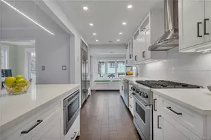 42 Tanglewylde Ave, Bronxville, NY 10708 - Photo 15