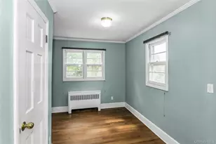 46 Irving Pl, Oyster Bay, NY 11771 - Photo 11