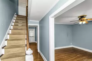 46 Irving Pl, Oyster Bay, NY 11771 - Photo 3