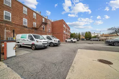 410 Jericho Turnpike #3A, New Hyde Park, NY 11040 - Photo 9