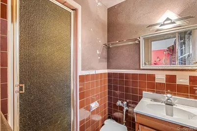 8543 211th Street, Hollis, NY 11427 - Photo 21