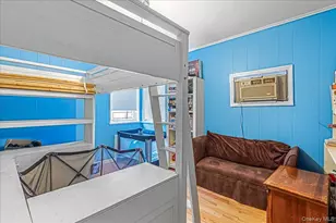 85-43 211th St, Hollis, NY 11427 - Photo 15