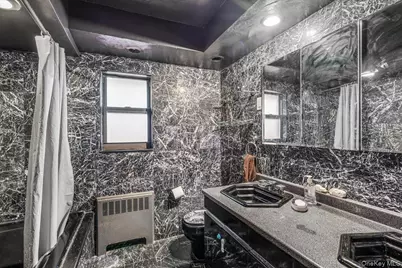 8543 211th Street, Hollis, NY 11427 - Photo 25