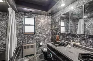 85-43 211th St, Hollis, NY 11427 - Photo 25