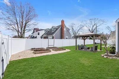 9 Aster Avenue, Merrick, NY 11566 - Photo 23