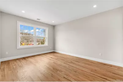 43 Barter Lane, Hicksville, NY 11801 - Photo 19