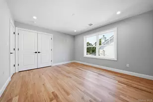 43 Barter Ln, Hicksville, NY 11801 - Photo 37