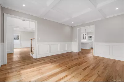 43 Barter Lane, Hicksville, NY 11801 - Photo 15