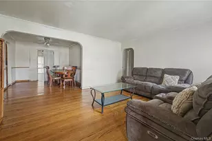 238 Lawson St, Hempstead, NY 11550 - Photo 3