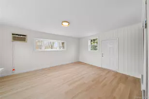 1656 N Gardiner Dr, Bay Shore, NY 11706 - Photo 5