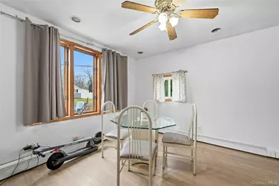 20 Wheat Path Road W, Mount Sinai, NY 11766 - Photo 5