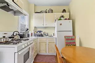 11 Dixon St, Tarrytown, NY 10591 - Photo 25