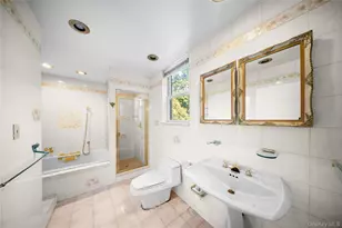 83 Dartmouth St, Forest Hills, NY 11375 - Photo 29