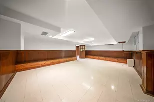 83 Dartmouth St, Forest Hills, NY 11375 - Photo 37