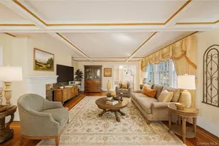 83 Dartmouth St, Forest Hills, NY 11375 - Photo 3