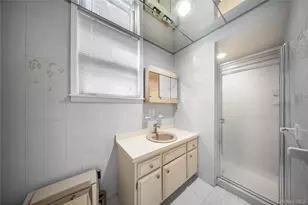 69-54 Dartmouth St, Forest Hills, NY 11375 - Photo 29