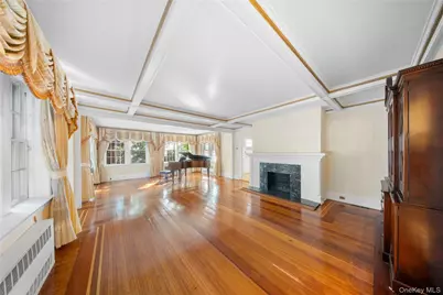 6954 Dartmouth Street, Forest Hills, NY 11375 - Photo 15