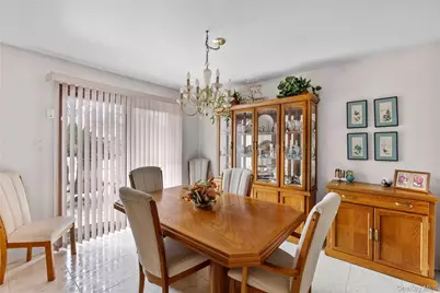 12 Westmoylan Lane, Coram, NY 11727 - Photo 17