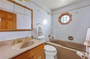 12 Westmoylan Ln, Coram, NY 11727 - Photo 21