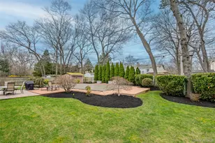 12 Westmoylan Ln, Coram, NY 11727 - Photo 29