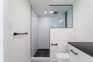 110F Dinsmore St, New York, NY 10314 - Photo 7