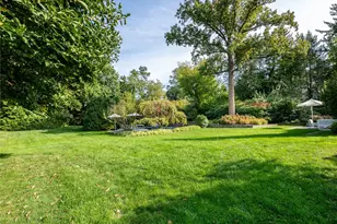 90 Elderfields Rd, Manhasset, NY 11030 - Photo 35