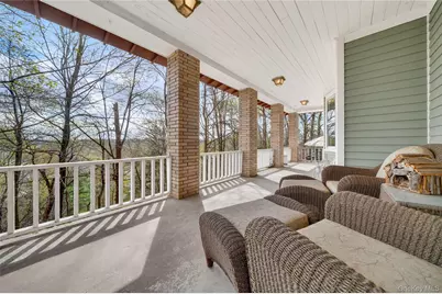 65 Rockledge Drive, Suffern, NY 10901 - Photo 7