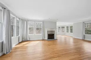 61 Channing Cross, Hampton Bays, NY 11946 - Photo 7