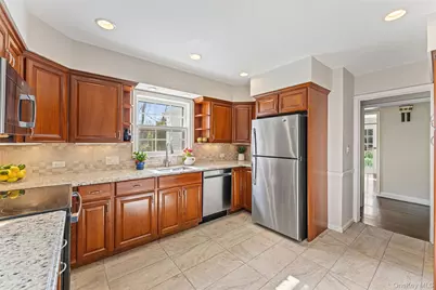 1 Rectory Lane S, Scarsdale, NY 10583 - Photo 9