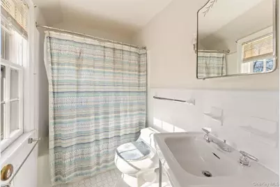 1 Rectory Lane S, Scarsdale, NY 10583 - Photo 17