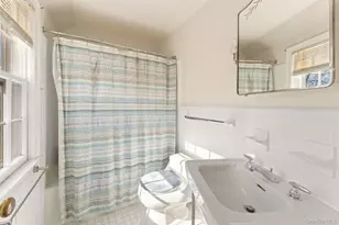 1 Rectory Ln S, Scarsdale, NY 10583 - Photo 17