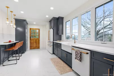 90 Boulevard, Pelham, NY 10803 - Photo 13