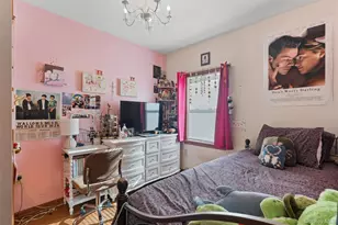 33-22 Jordan St, Flushing, NY 11358 - Photo 11